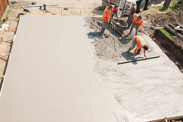 Best Commercial Concrete Services in Des C, AR